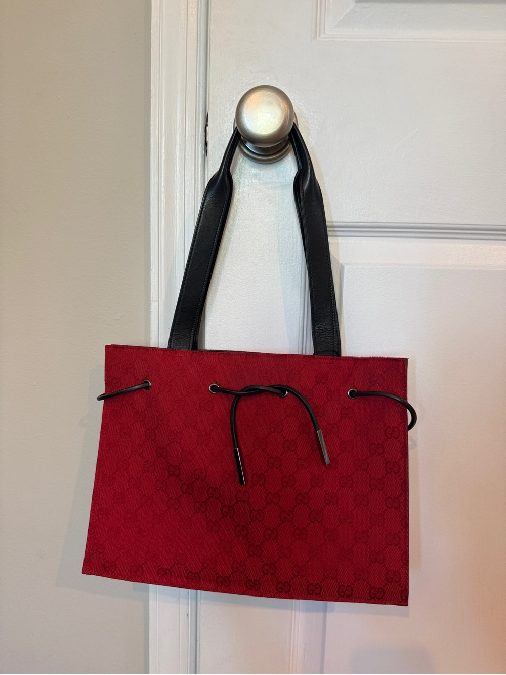 Vintage Gucci Red Shoulder Bag | TheRealReal